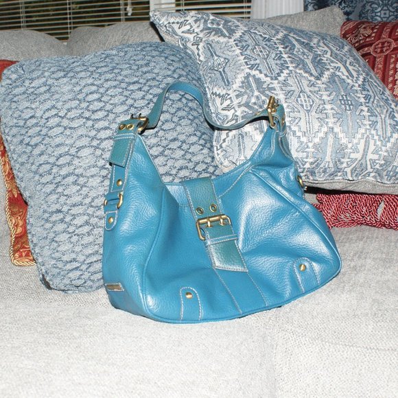 Tommy Hilfiger Handbags - Tommy Hilfiger Handbag